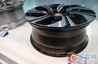 立邦WSA-100汽車水性輪轂涂料兼具“環保、經濟、高品質”三大特質（圖為展示品） 